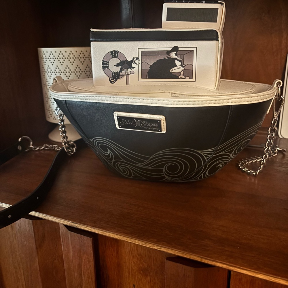 Loungefly Steamboat Willie Black and White Stitch Shoppe Bag - Picture 4 of 7